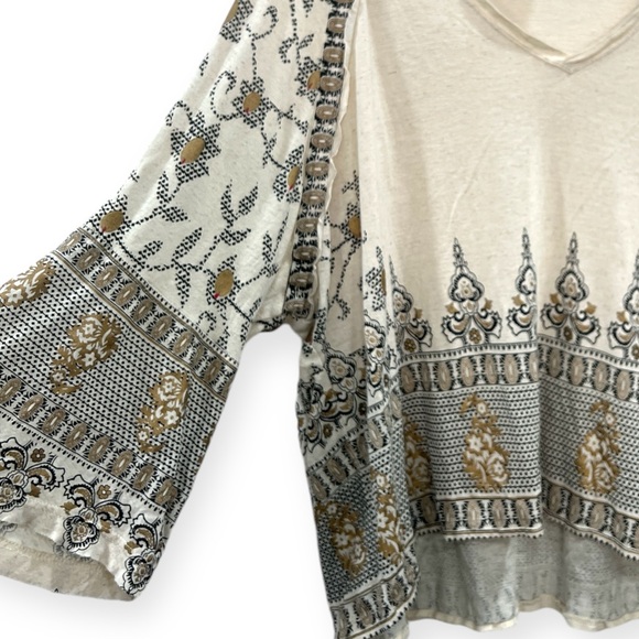 Free People Medallion Print Top Cream Size Medium - Picture 9 of 13
